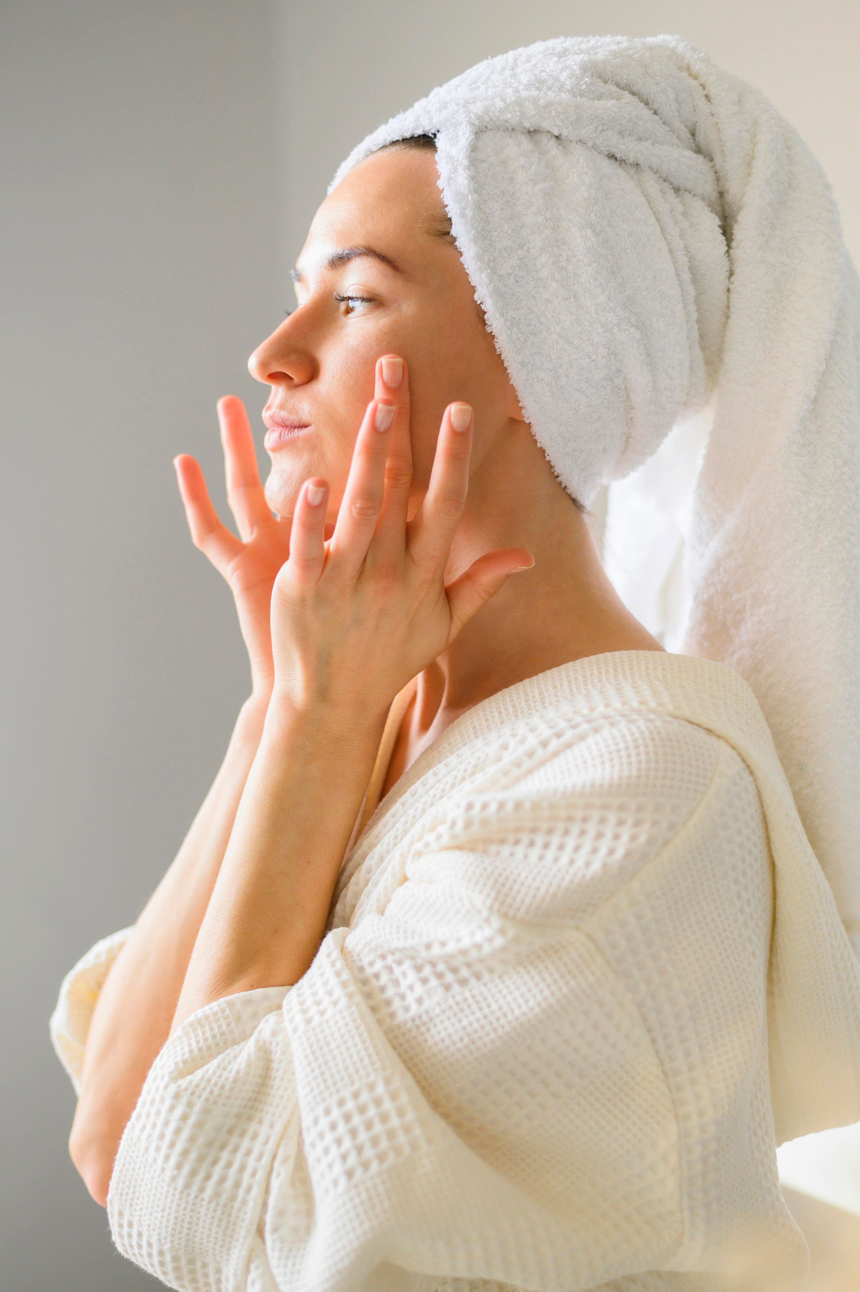 Anti-Aging Benefits of Daily Facial Massage